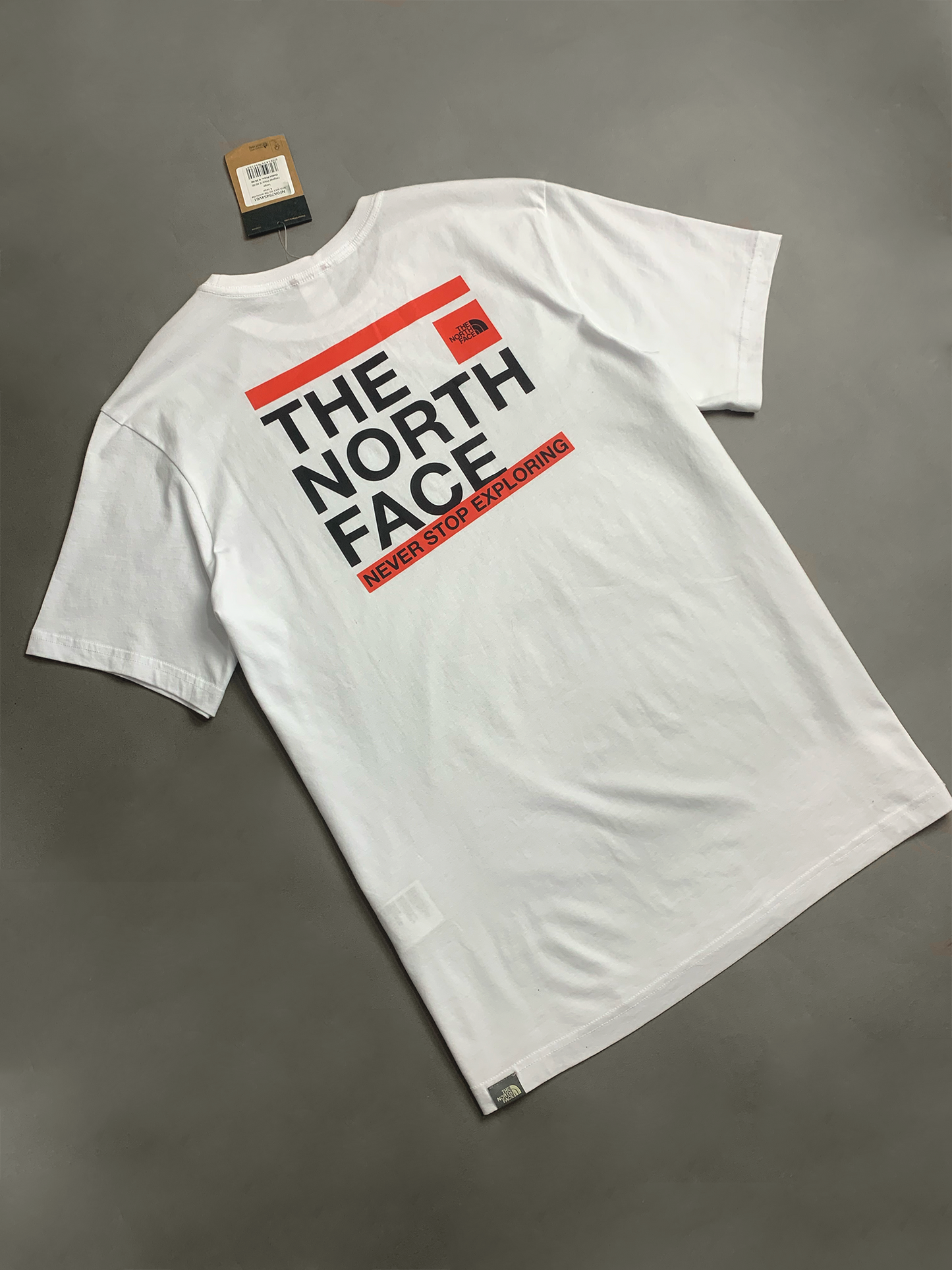 Camiseta The North Face Never Stop Exploring