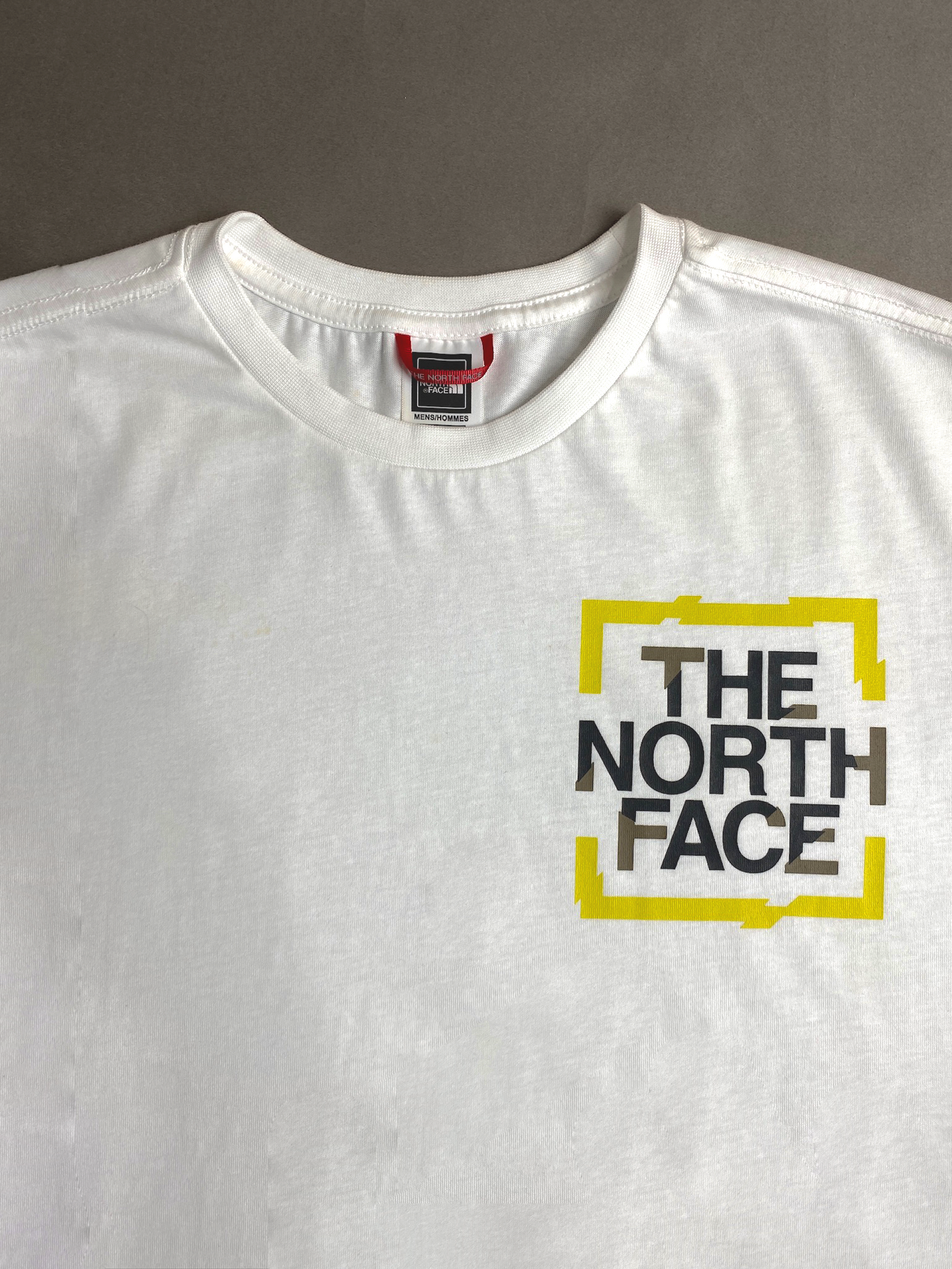 Camiseta gráfica The North Face