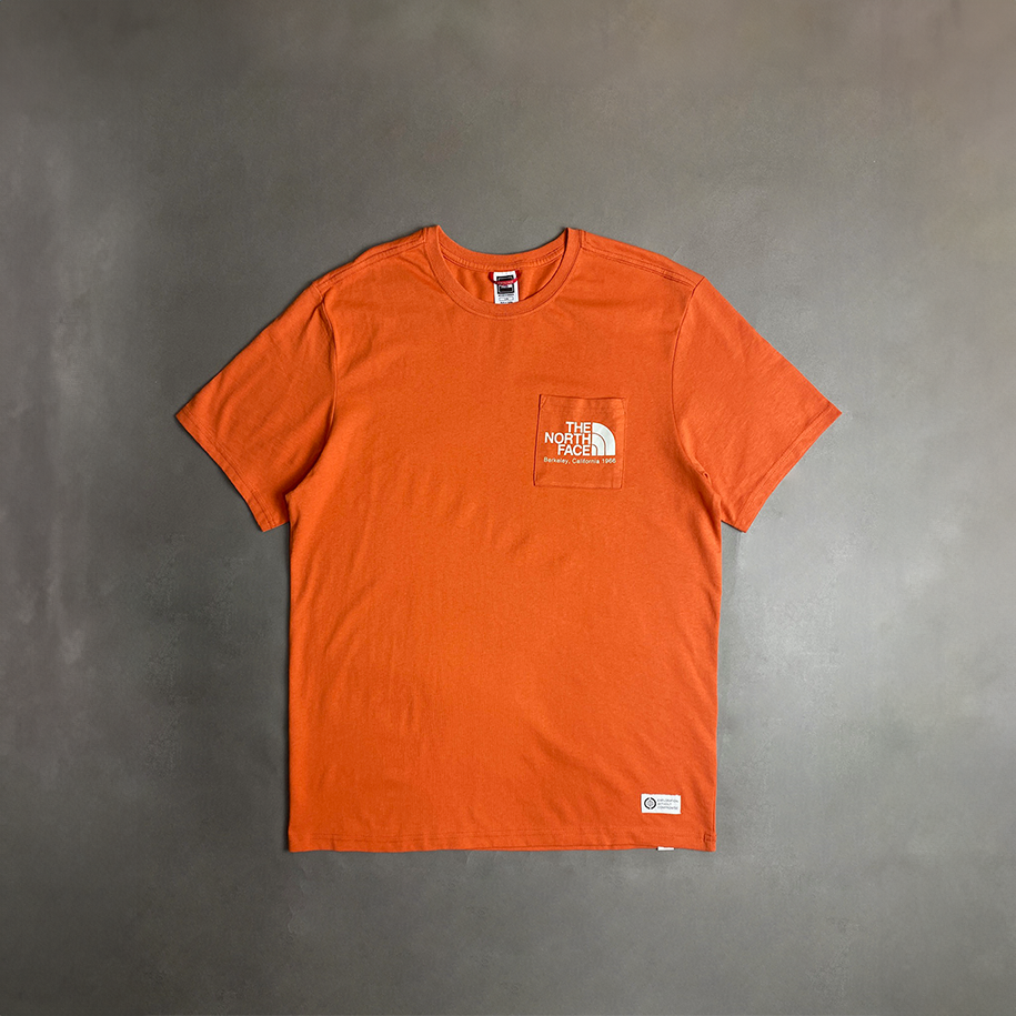 Camiseta The North Face Berkeley California Pocket