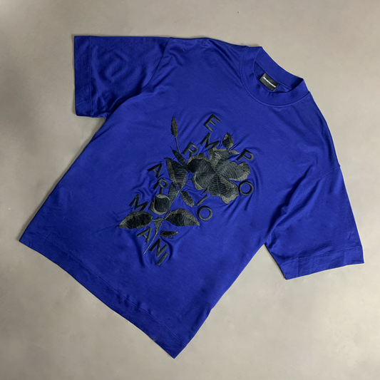 Camiseta Emperio Armani azul flores