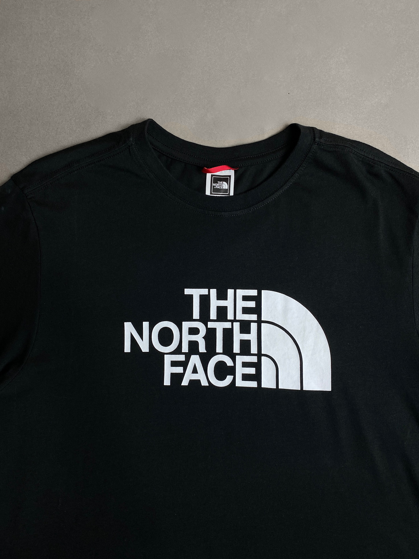 Camiseta The North Face logo clássico